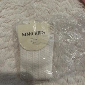 Nemo Girls White thigh High socks 0-24 mos